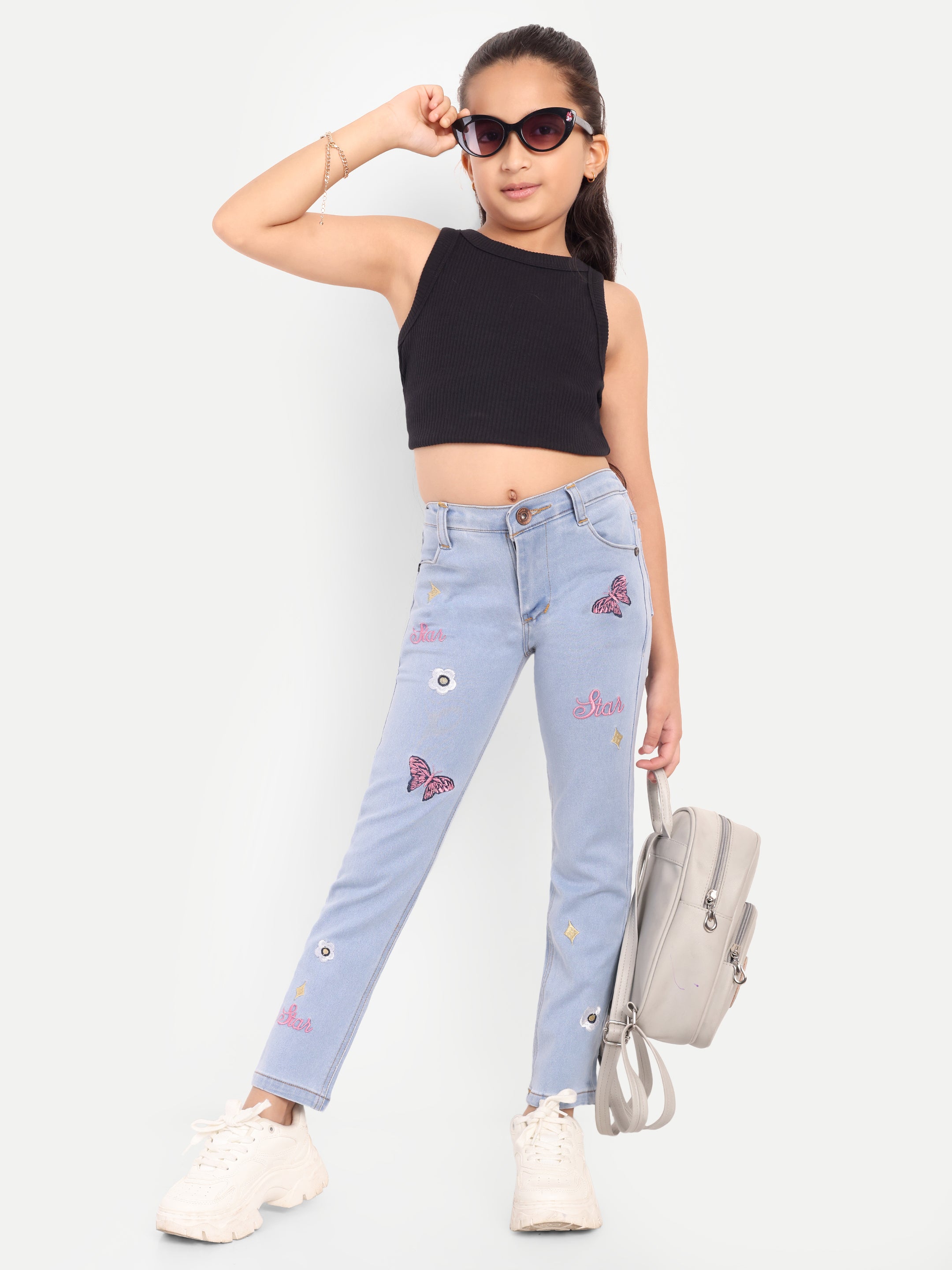 Stretchable Narrow Jeans with All Over Embroidery