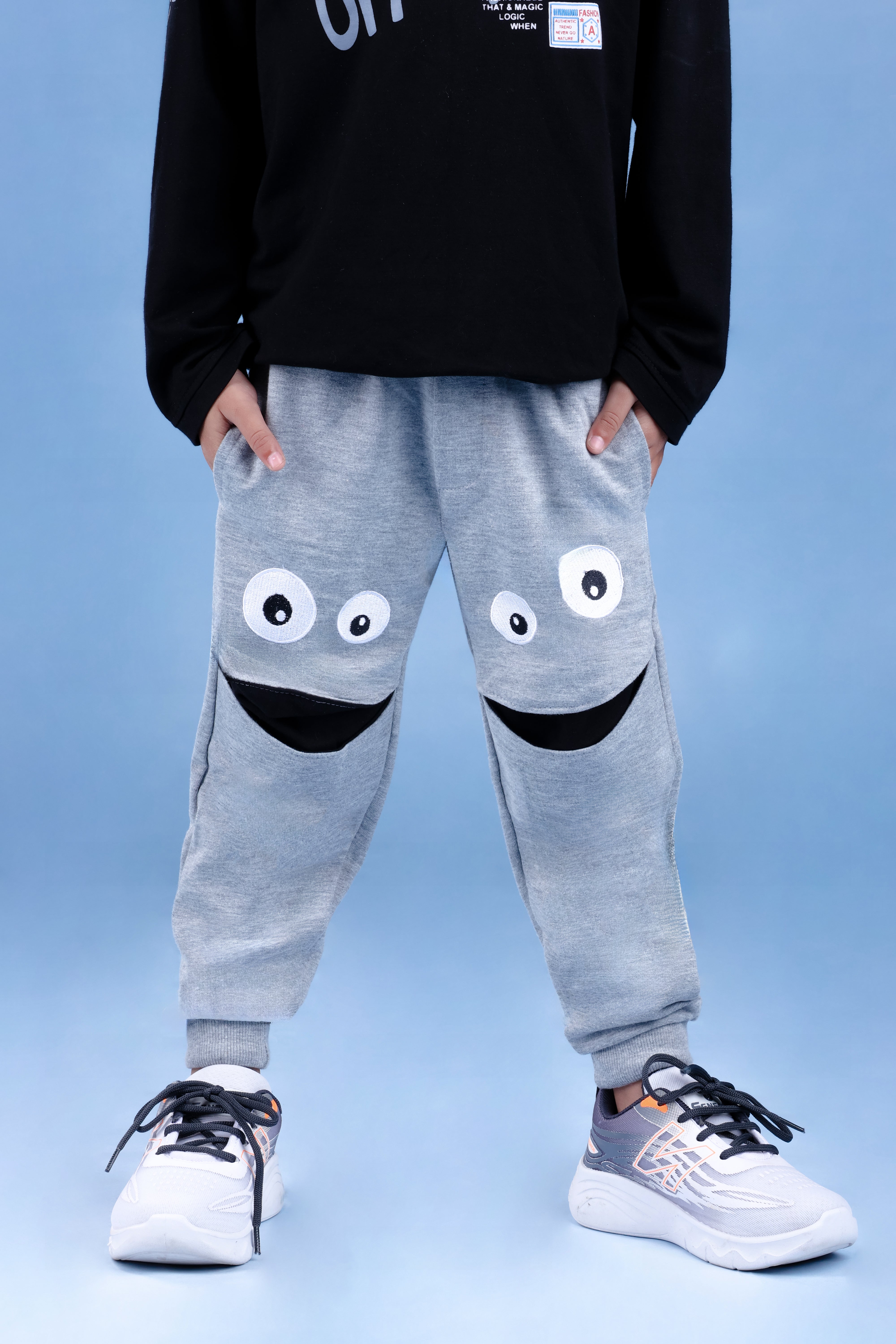Cotton Loopknit Knee Smiley Joggers With Rib And Drawstring - Grey