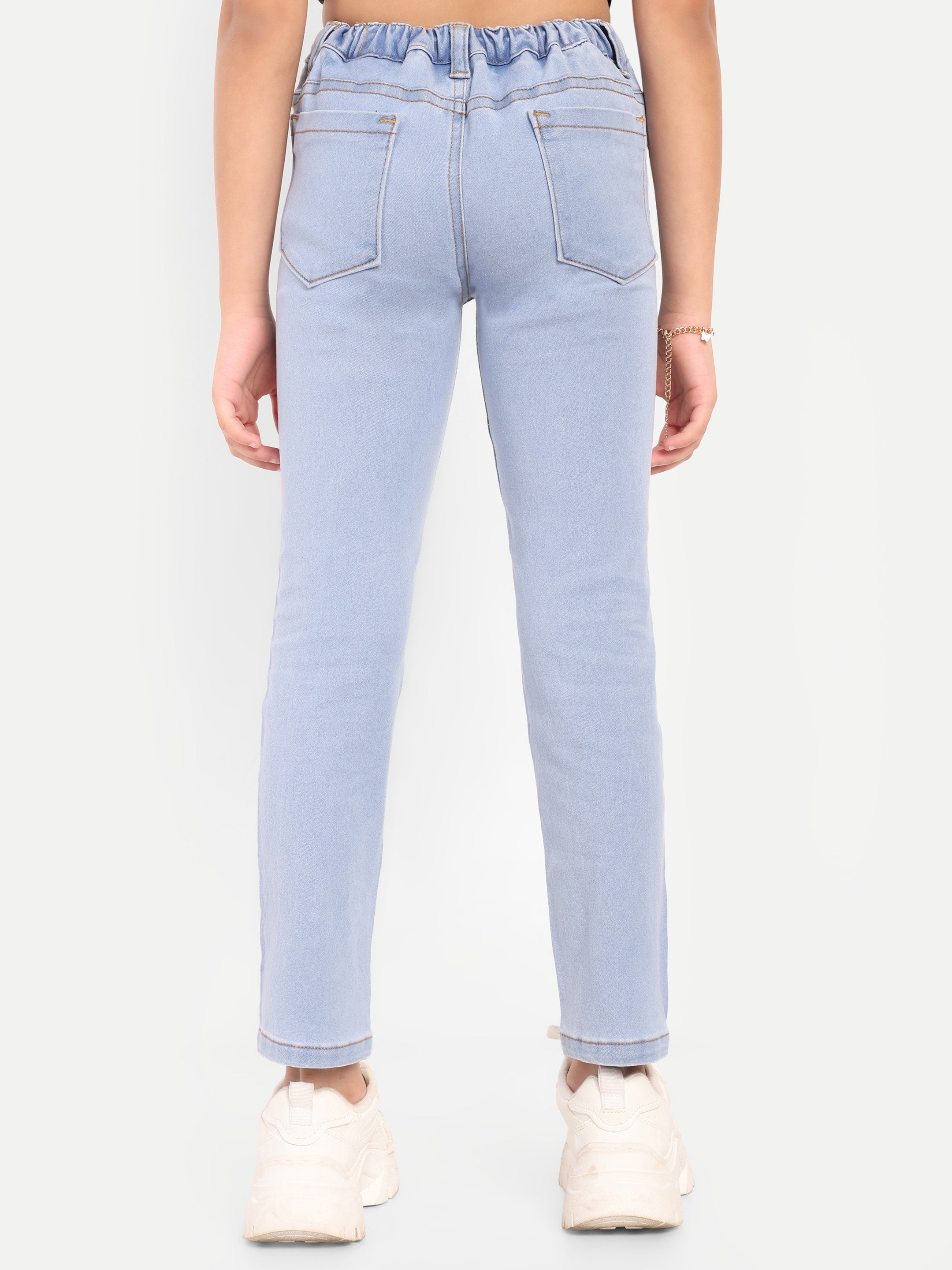 Stretchable Narrow Jeans with All Over Embroidery
