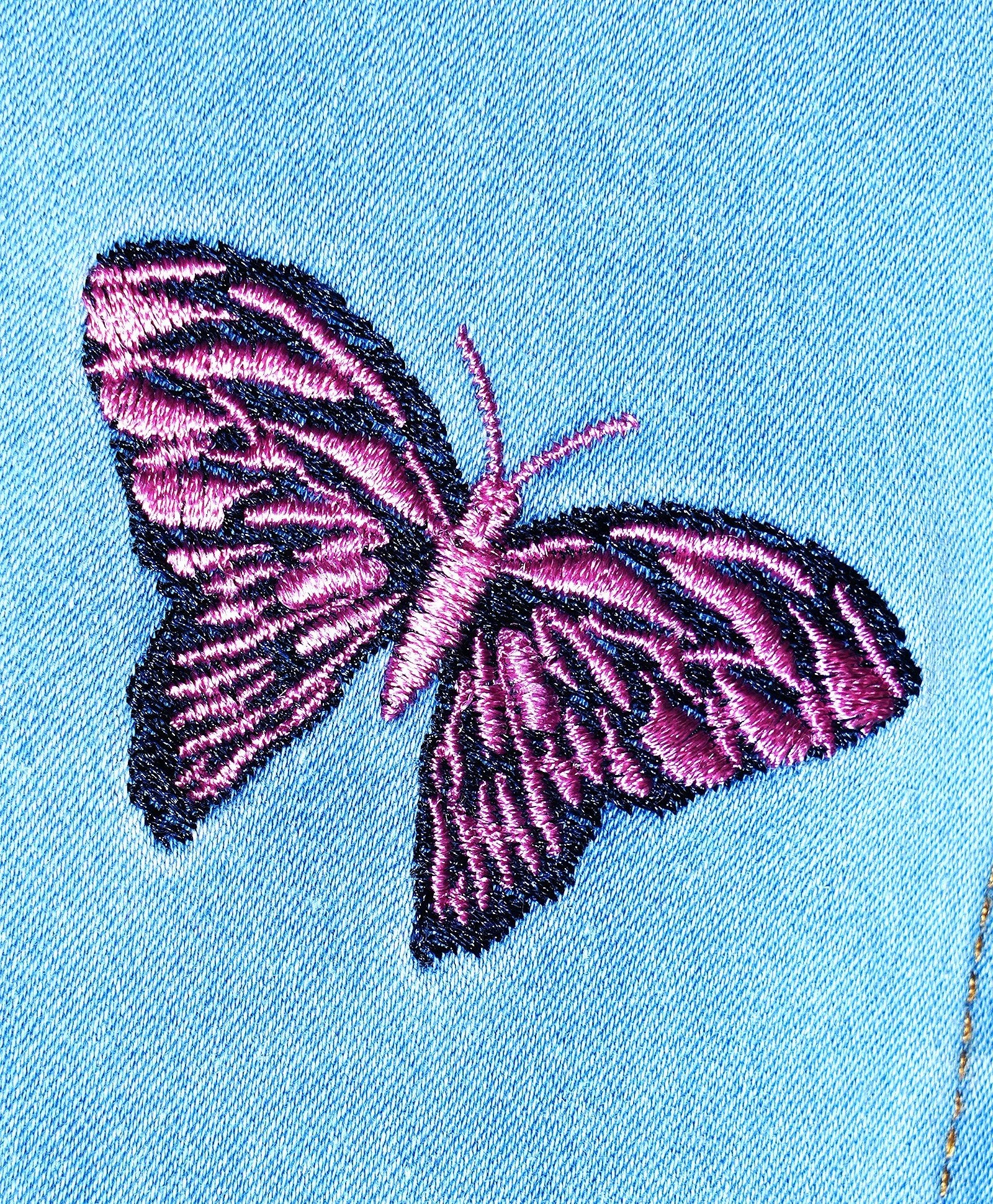 Stretchable Narrow Jeans with All Over Embroidery