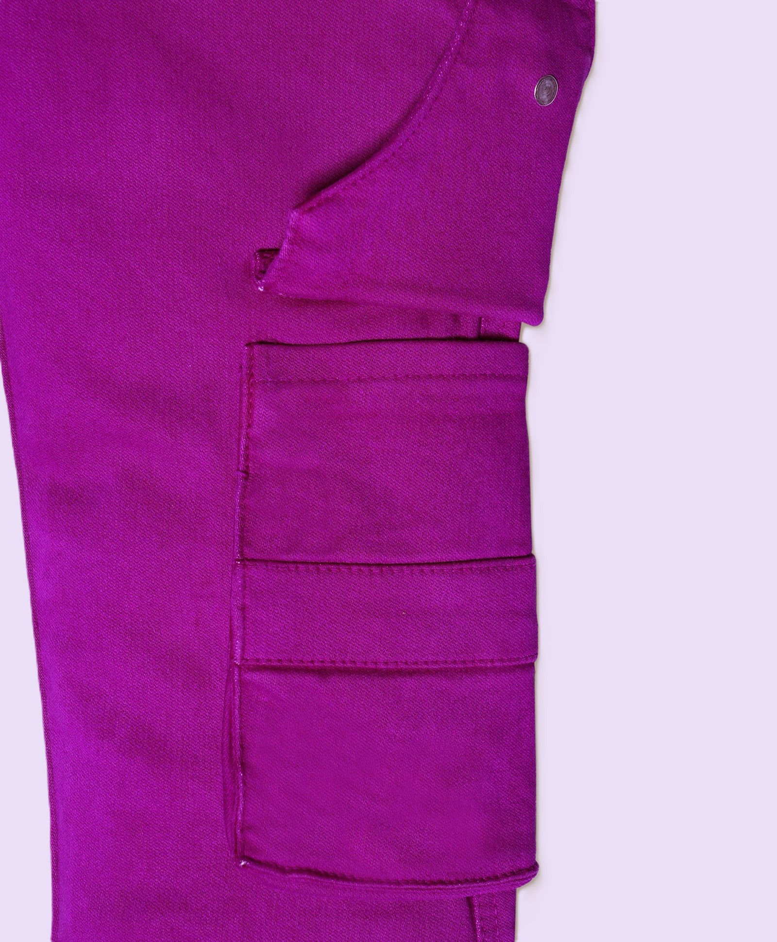 Stretchable Fancy Color Jeans with Side Pockets