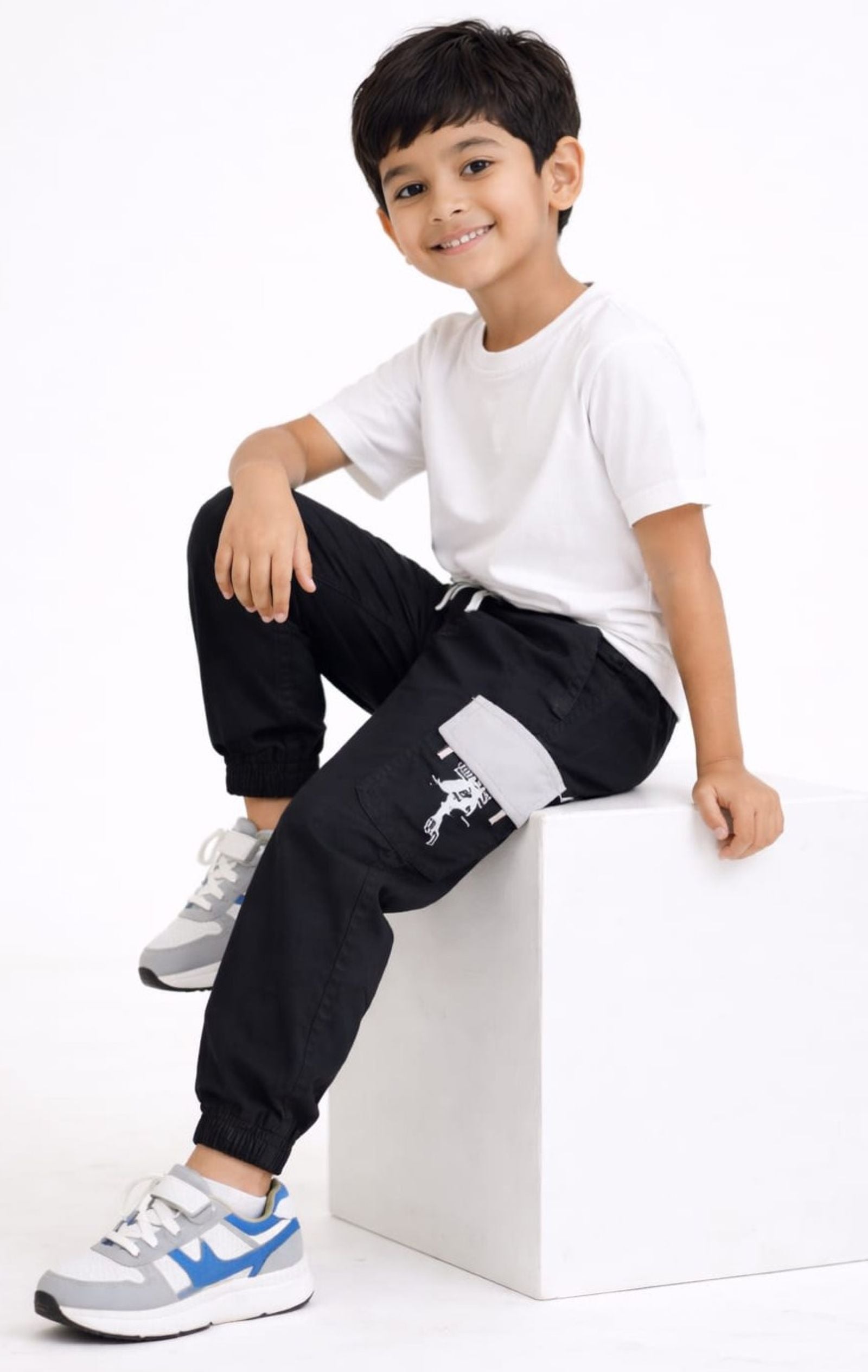 Cotton Woven Cargo Pants with Fancy Side Pockets - Black