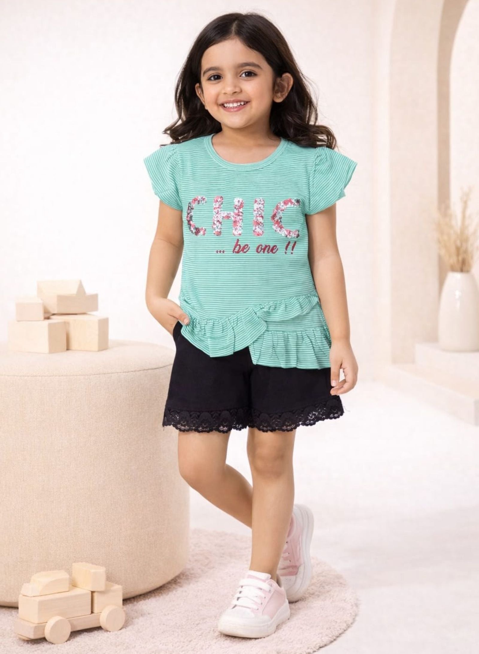 Girls Sequined Ruffle Top with Shorts G.