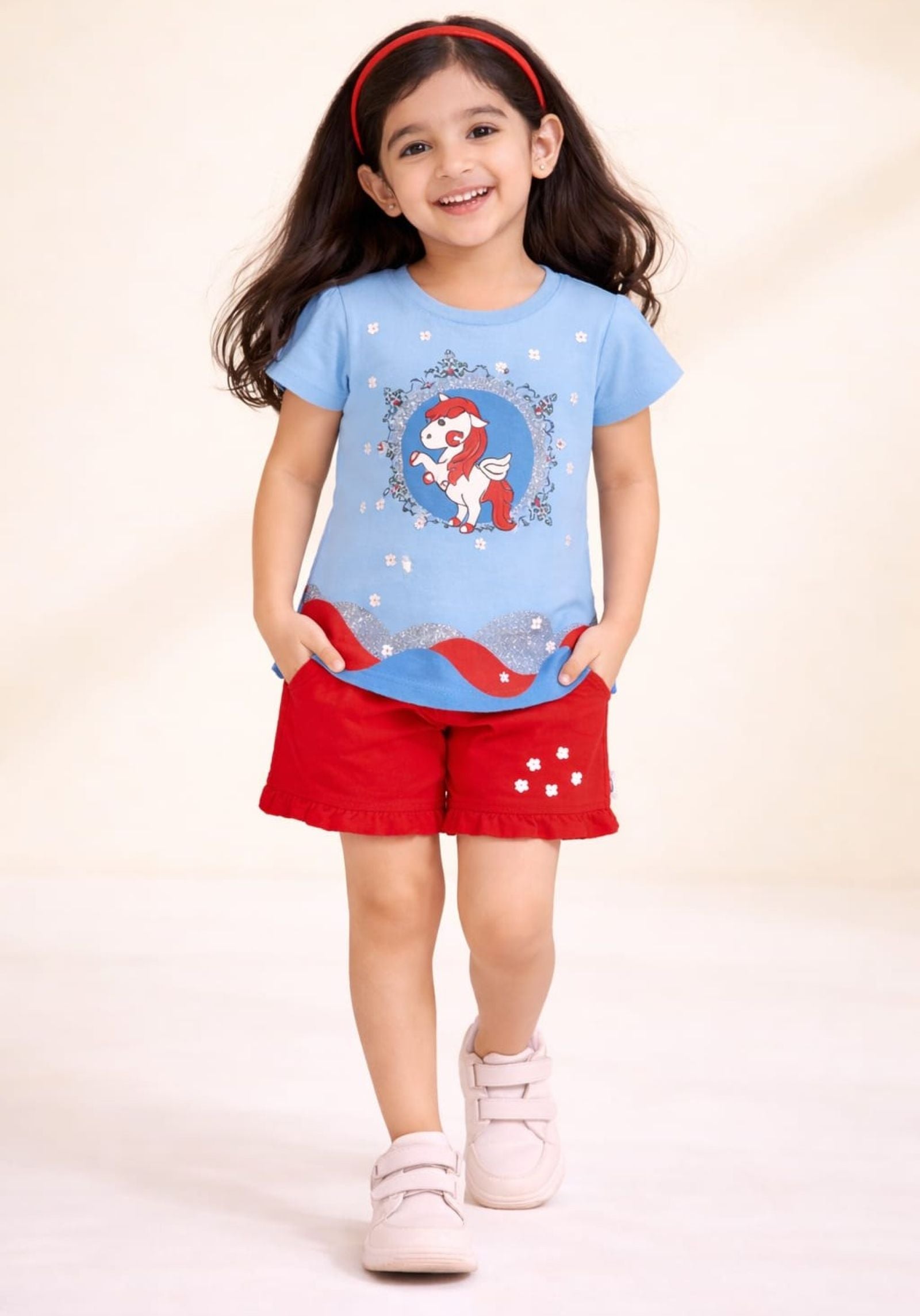 Girls Glitter Printed Tee with Frilled Shorts B.