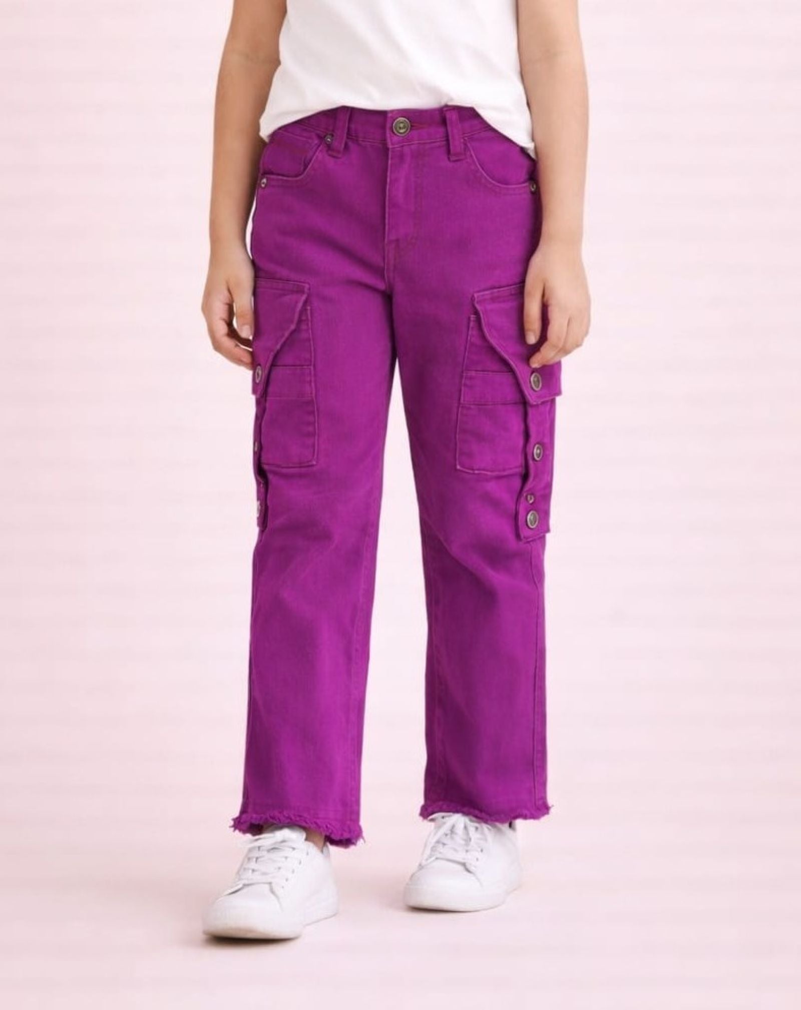Stretchable Fancy Color Jeans with Side Pockets