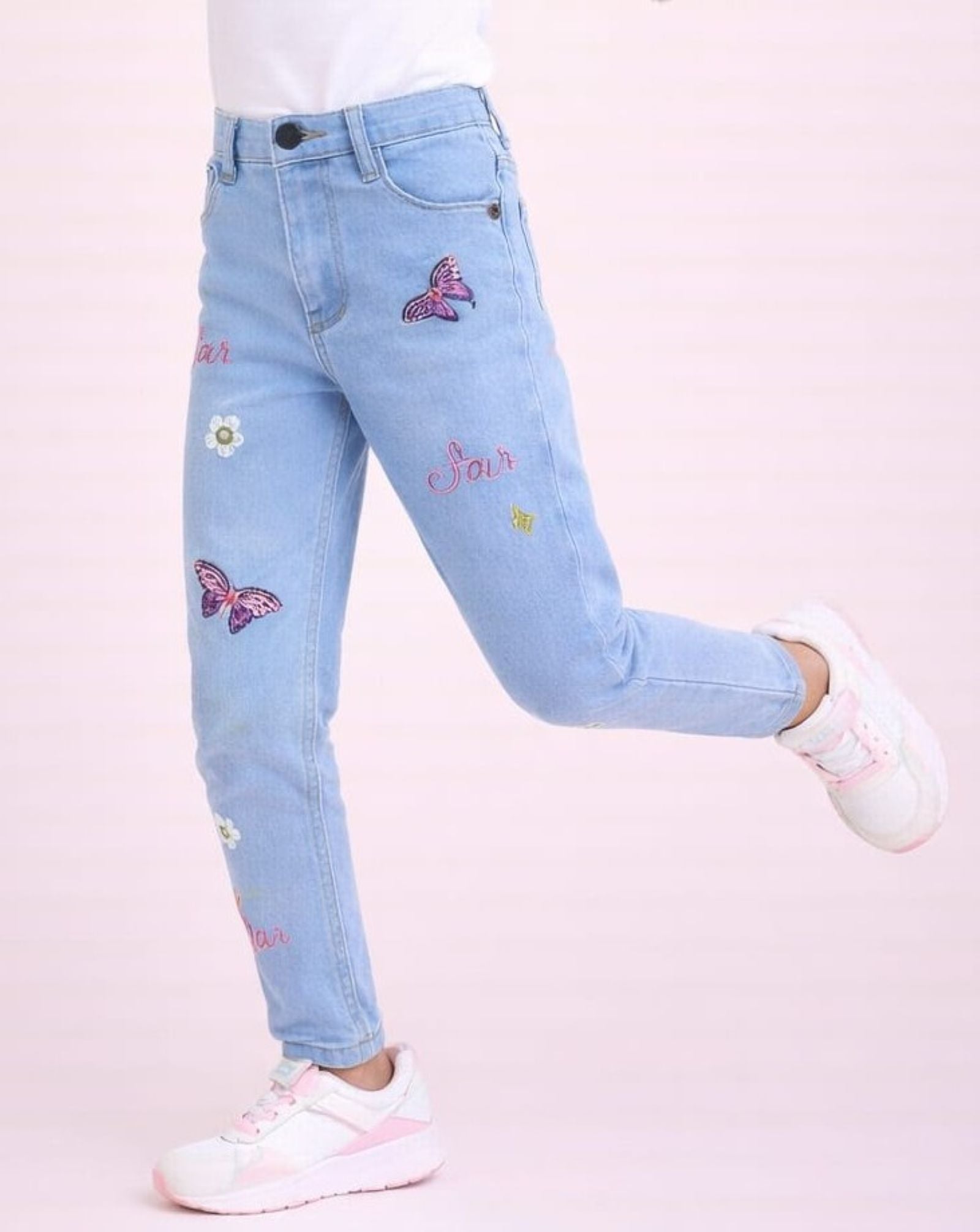 Stretchable Narrow Jeans with All Over Embroidery