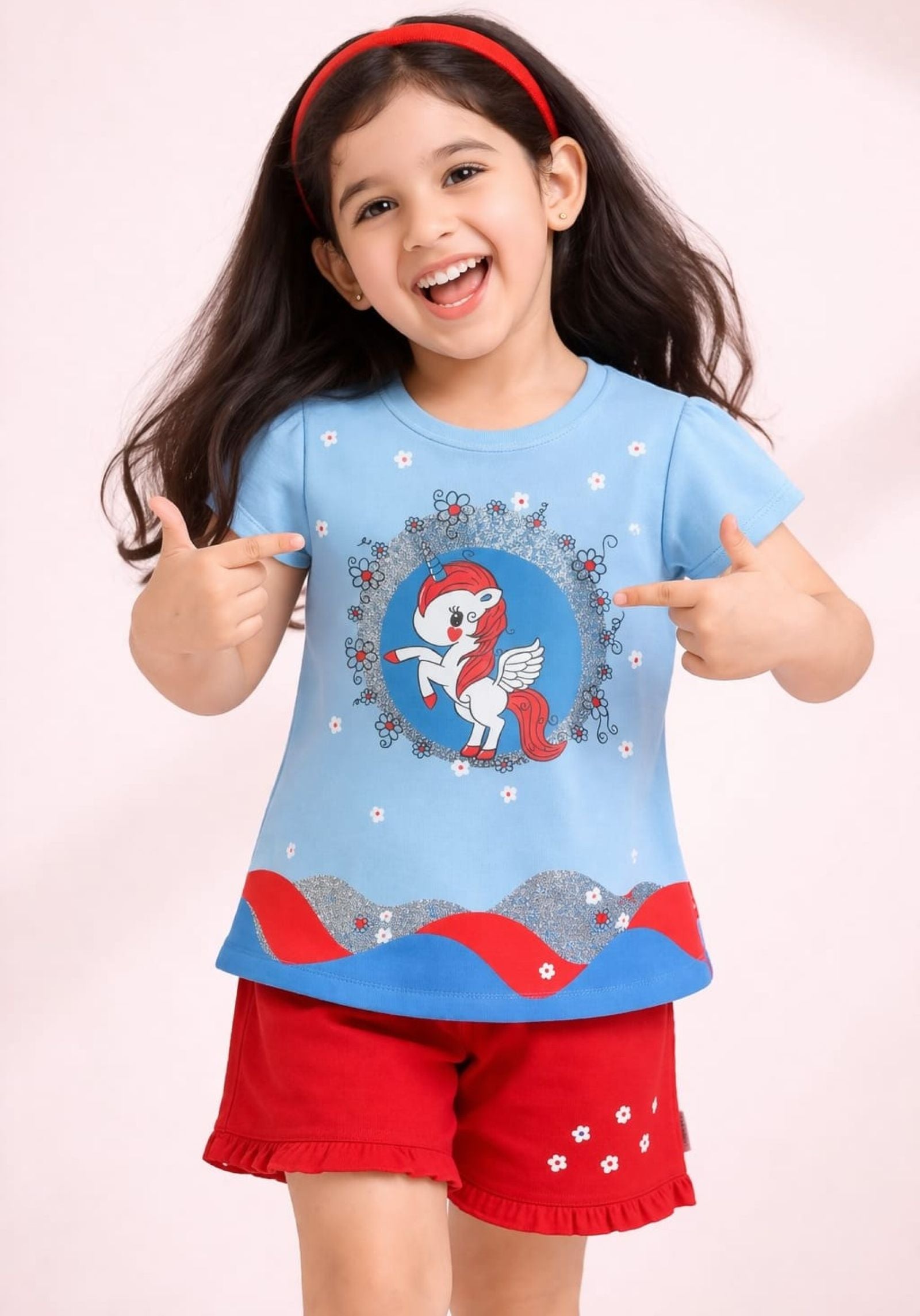 Girls Glitter Printed Tee with Frilled Shorts B.
